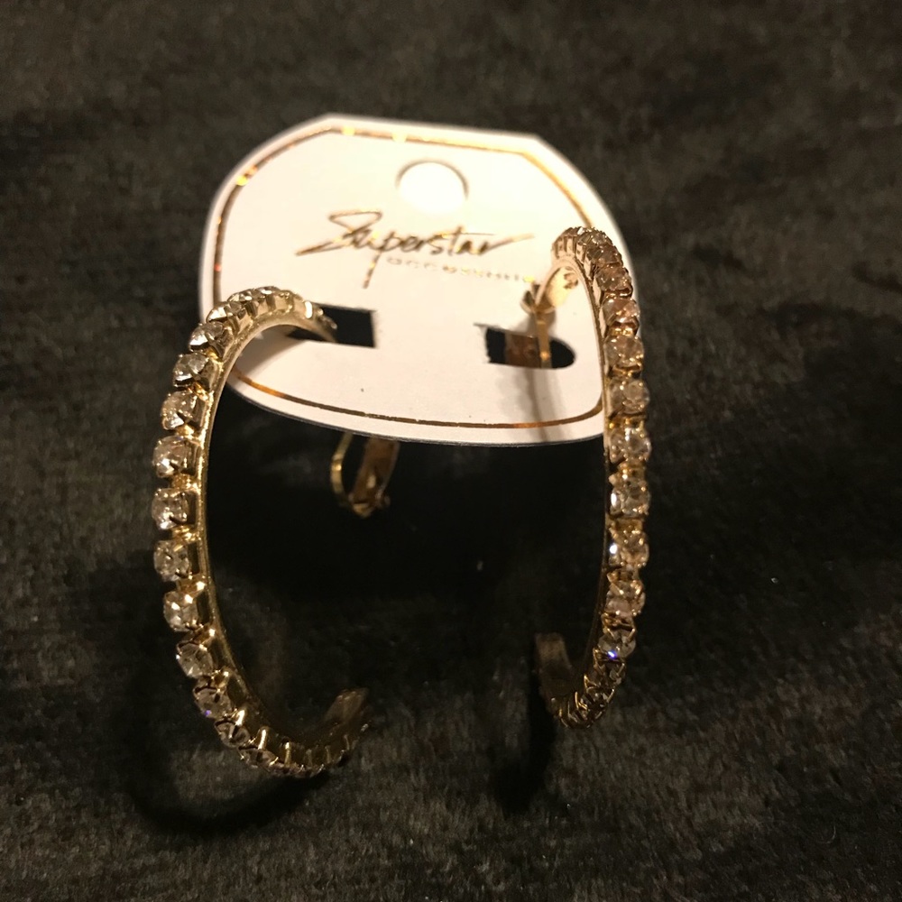 Superstar Accessories Gold Hoop Earrings